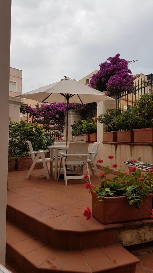 Monolocale In Villa Centrale La Maddalena  Exterior foto