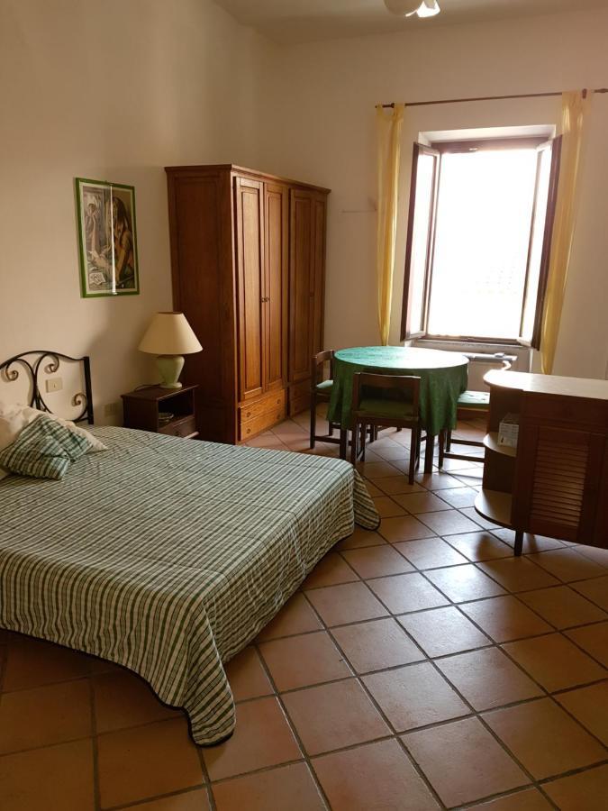 Monolocale In Villa Centrale La Maddalena  Exterior foto